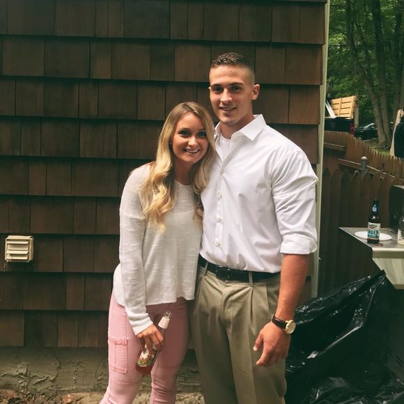 Meet your Posher, Makayla - Picture 1 of 1